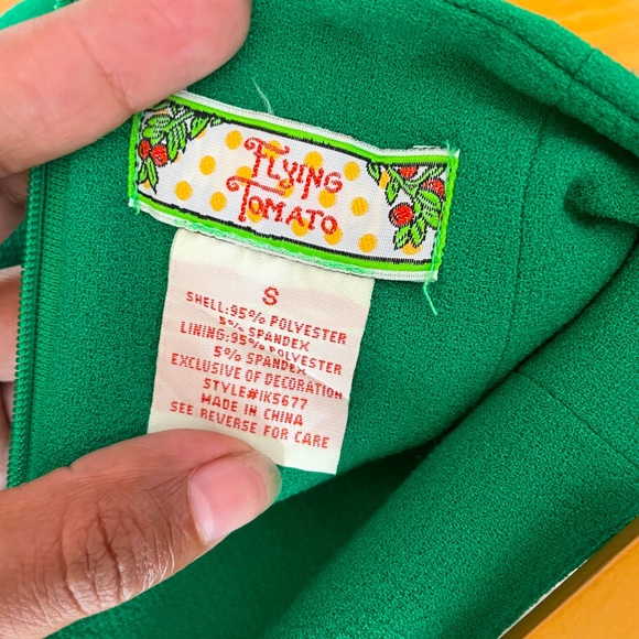 Unique embroidered skirt . - Picture 2 of 4